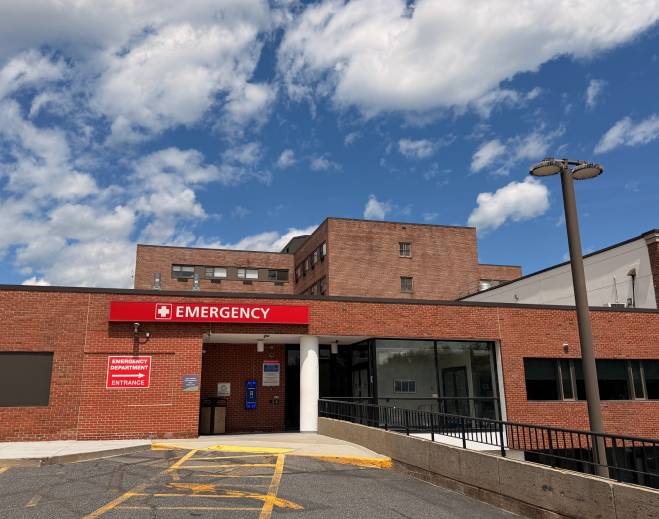 Exterior building of MetroWest Medical Center's Emergency Room
